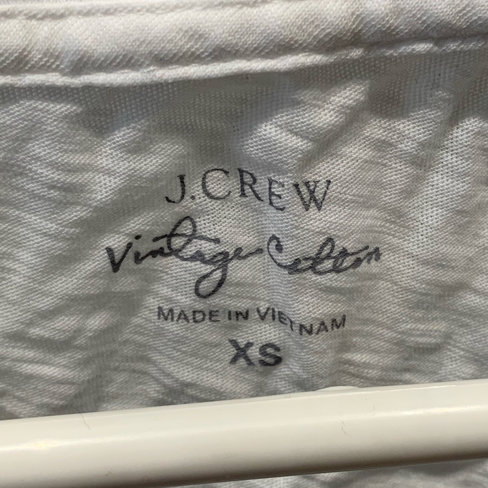 j crew t-shirt